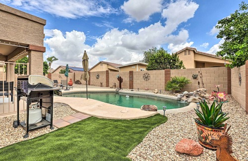 Roseview House | BBQ-Ready Oasis Near Golfing + Surprise Stadium!