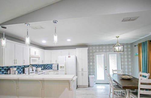 South Padre Island House | Beach and Pool time! Family- Friendly, Short Walk to Beach and Entertainment