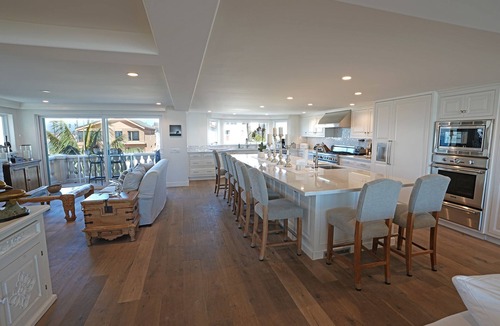 Silver Strand House | Beach Front and Marina. Escape to CA’s best kept secret Silverstrand Beach.