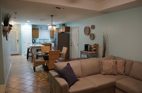 Laguna Vista Villa | Beach Getaway - 39 AW