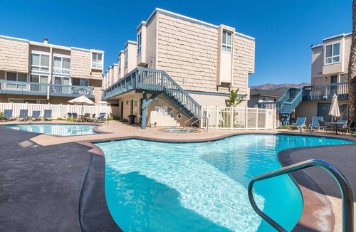 Carpinteria Condo | Beach Retreat Condo with a Heated Pool & Hot Tub!
