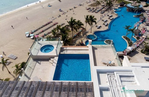 Zona Hotelera Condo | Beachfront 2-level Penthouse with Private Pool