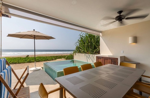 Ixtapa Villa | Beachfront 2BR Villa Ground Level Private Plunge Pool
