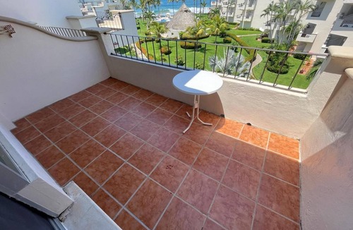 Ixtapa Apartment | Beachfront Apartment at Ixtapa Iguana México Zihuatanejo Paradise