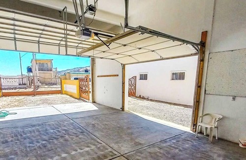 Centro Villa | Beachfront Home | Sleeps 14 | Cholla Bay