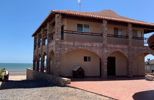San Felipe House | Beachfront House on Beautiful Laguna Percebu Beach