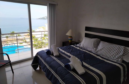 Manzanillo Apartment | Beachfront Penthouse in the heart of Manzanillo
