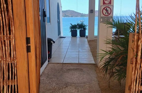 Playa la Madera House | Beachfront Oasis Bungalow @Aqua in La Madera Beach.