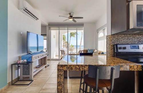 San Jose del Cabo Condo | Beachfront Paradise Mykonos 204A