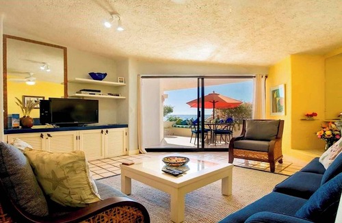 Centro Condo | Beachfront Terrasol Condo · Ocean Views & 2 Pools