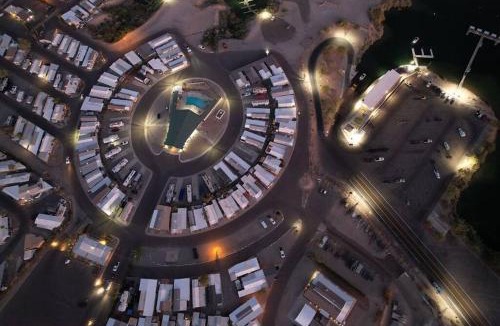Lake Havasu City House | Beachy Island Resort!