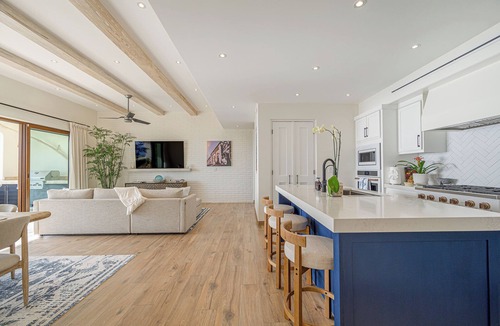 Laguna Hills Condo | Beautiful 2-bedroom condo in Beachfront Community