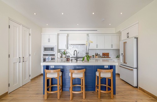 Laguna Hills Condo | Beautiful 2-bedroom condo in Beachfront Community