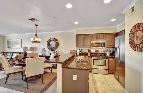 Scottsdale Ranch Condo | Beautiful, 2 Bedroom Lake Front Condo in The Scottsdale Bay Club