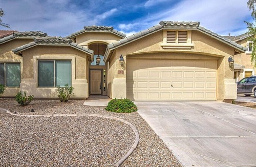 San Tan Valley House | Beautiful 3 1/2 bedroom home with office in San Tan Valley, AZ (many amenities!)