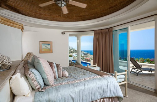 Pedregal Villa | Beautiful 6BR Villa w/ Jacuzzi, Pool, Ocean view and more!
