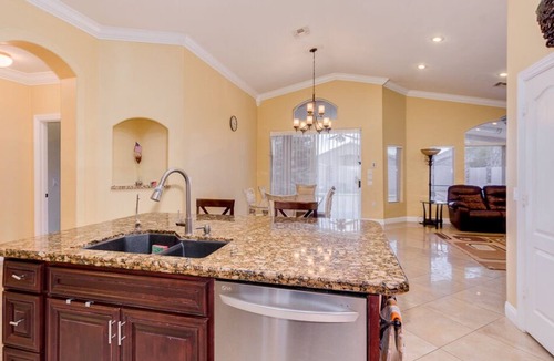 Paradise Valley Village House | Beautiful and Spacious! 4 bedroom 2 bathroom / Private Diving Pool