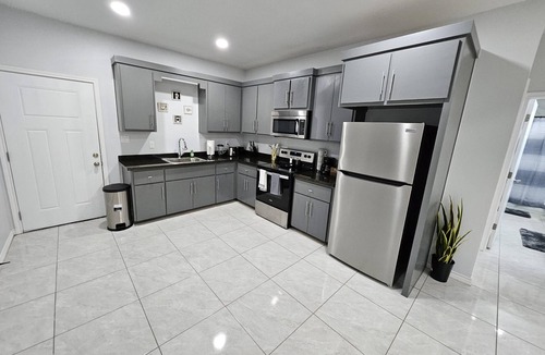 Weslaco Apartment | Beautiful Apartment 9 min to Mercedes Outlets