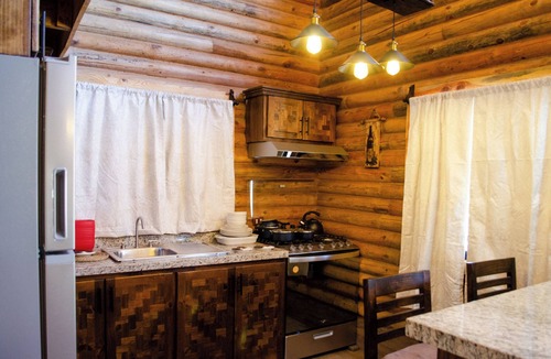 San Antonio de Las Alazanas Cabin | Beautiful cabin for family stays or romantic dinners as a couple.