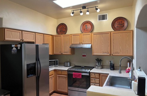 Green Valley House | Beautiful Casa Vega. Green Valley AZ. 3 Bed,2 Bath, Great Location Walk to shops