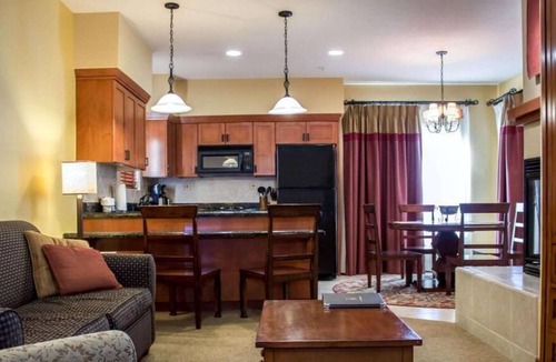 Cibola Vista Resort | Beautiful desert oasis resort close to Lake Pleasant!