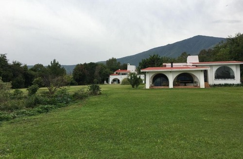 San Luis Soyatlan House | Beautiful house in Chapala with a pool