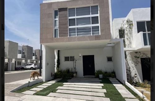Juriquilla House | Beautiful house with previous reservation use heated pool