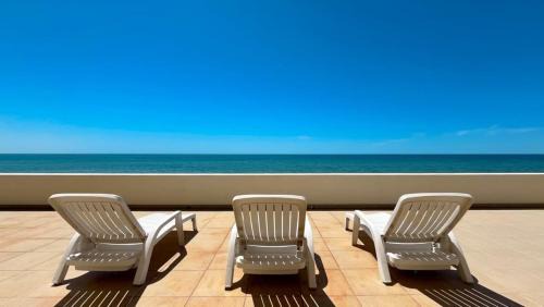 Las Conchas House | Beautiful Huge Beachfront Home Serenity Beach