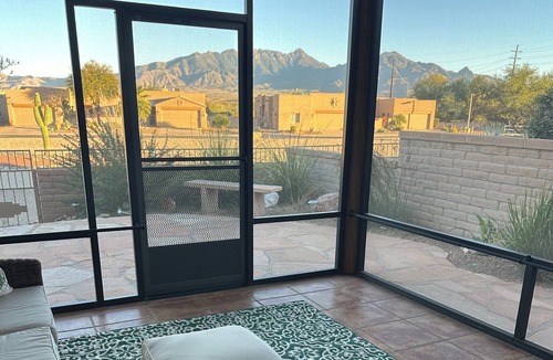 Green Valley House | Beautiful Mountain Views with New Furniture in The Springs