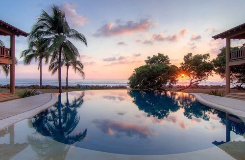 Troncones House | Beautiful, new beachfront villa-saltwater pool, gardens, directly on the ocean!