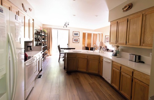 Mammoth Lakes House | Beautiful Remodeled Luxury Townhome for large groups - Snowcreek 4 - BTC # 7382