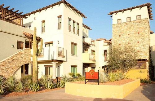 Cibola Vista Condo | Beautiful Studio Apt in a great resort setting with fountains, courtyards, and pool with bar