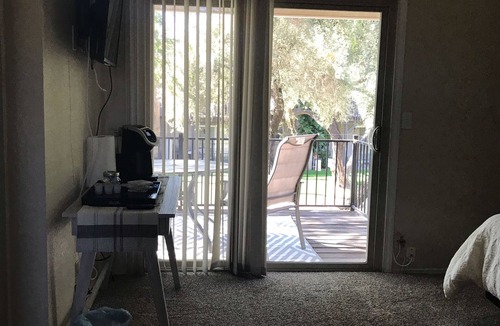 Dobson Ranch House | Beautiful Townhome on the water
