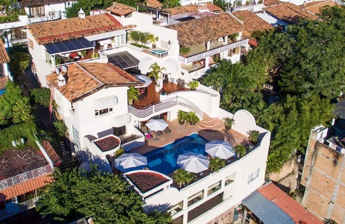 Proyecto escola House | Beautiful villa hillside ,stunning views , private pool , staff service