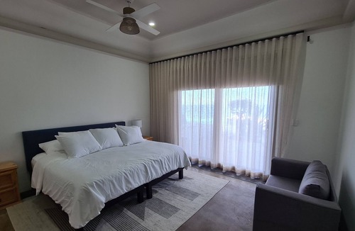 Vinorama Villa | Beautiful Villa, Ocean front