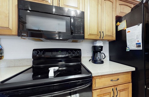 Port Isabel House | Beautiful waterfront home w/private dock, shared pool/hot tub - 1 dog OK