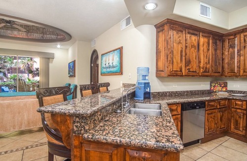 Sandy Beach Condo | Bella Sirena