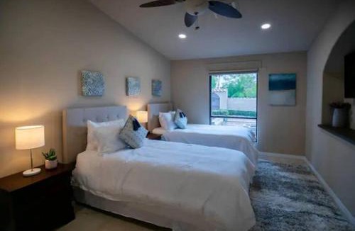 Village Estates House | Best Location in Scottsdale, 8 Bedroom House, Heated Pool, Spa, Game room, BBQ, Putting Green