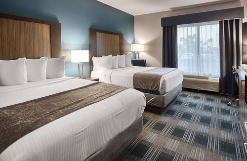 Weslaco Hotel | Best Western Town Center Inn