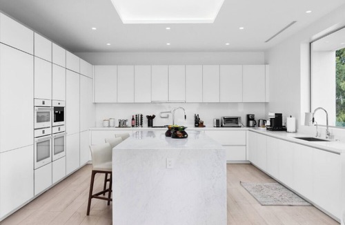 Beverly Hills Villa | Beverly Grove Modern - Modern Estate w/Japanese Garden & LA Views