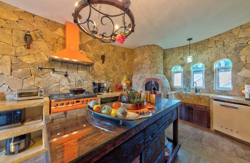 Cabo San Lucas House | Bienvenido a Casa Juanita! Your Personal Secluded Private Resort Awaits You!