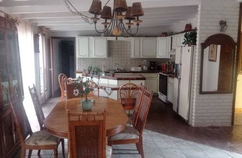 Machado House | Big House3 min papas n Beer