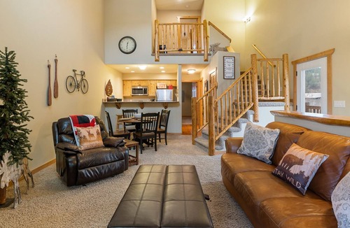Pinehurst Condo | Bike, Ski, Hike or Relax in North Idaho