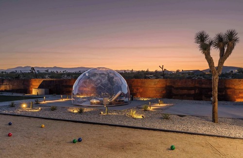 Joshua Tree House | Black Sky