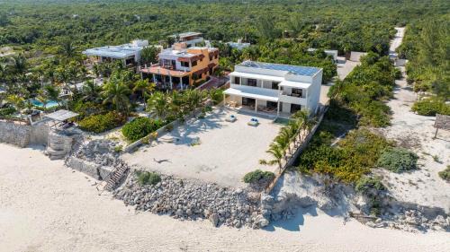 Costa Mujeres House | Blanca Beach House - 3BR - Eco-friendly Retreat