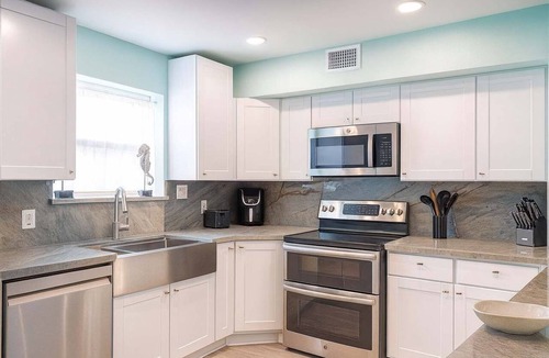 Port Isabel House | Blizzard's Lighthouse 4 Bedroom Home