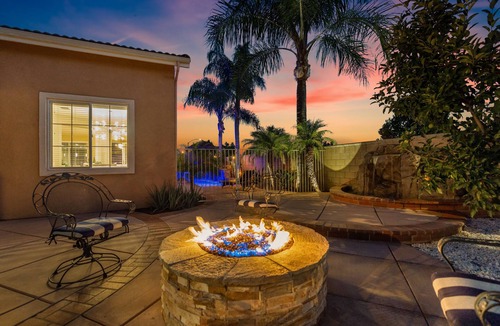 Temecula House | Blue Lagoon Oasis - Pool - Firepit - Close to Wineries - Golf - Wedding venues