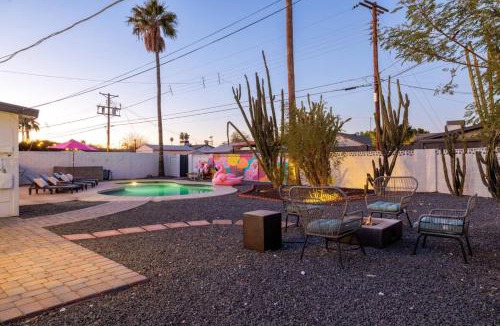 Papago Parkway House | Blush Bungalow