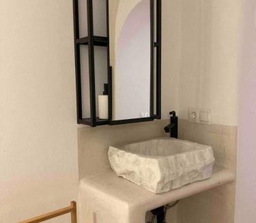 Ciudad Universitaria Apartment | Bodega Millantú a cozy studio apartment