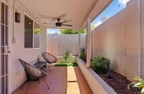 Sands Royal Palm Square Apartment | Boho Haven Studio @Central PHX Private Patio Wi-Fi +Hot Tub +Pool+EV charging